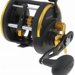 PENN Squall II Level Wind Reel