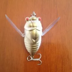 Force Ten Outback Fishing Lure Cicada Gold/white 40mm 5.7gm Floating